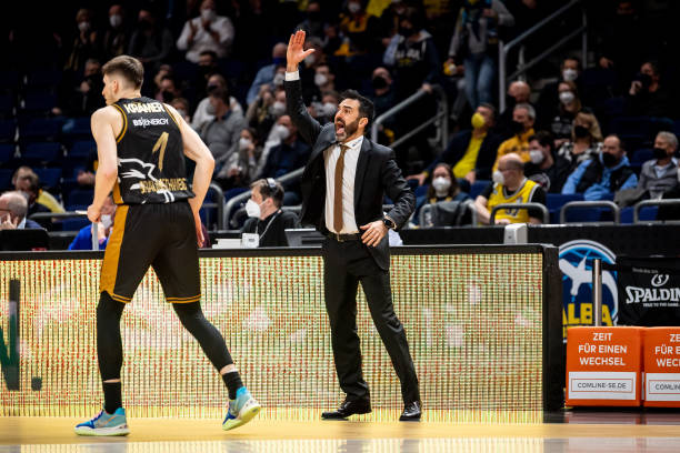 武磊代表中 武磊代表中