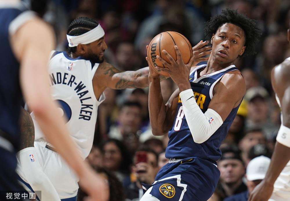 “NBA球队参与社区活动，促进社会融合”.